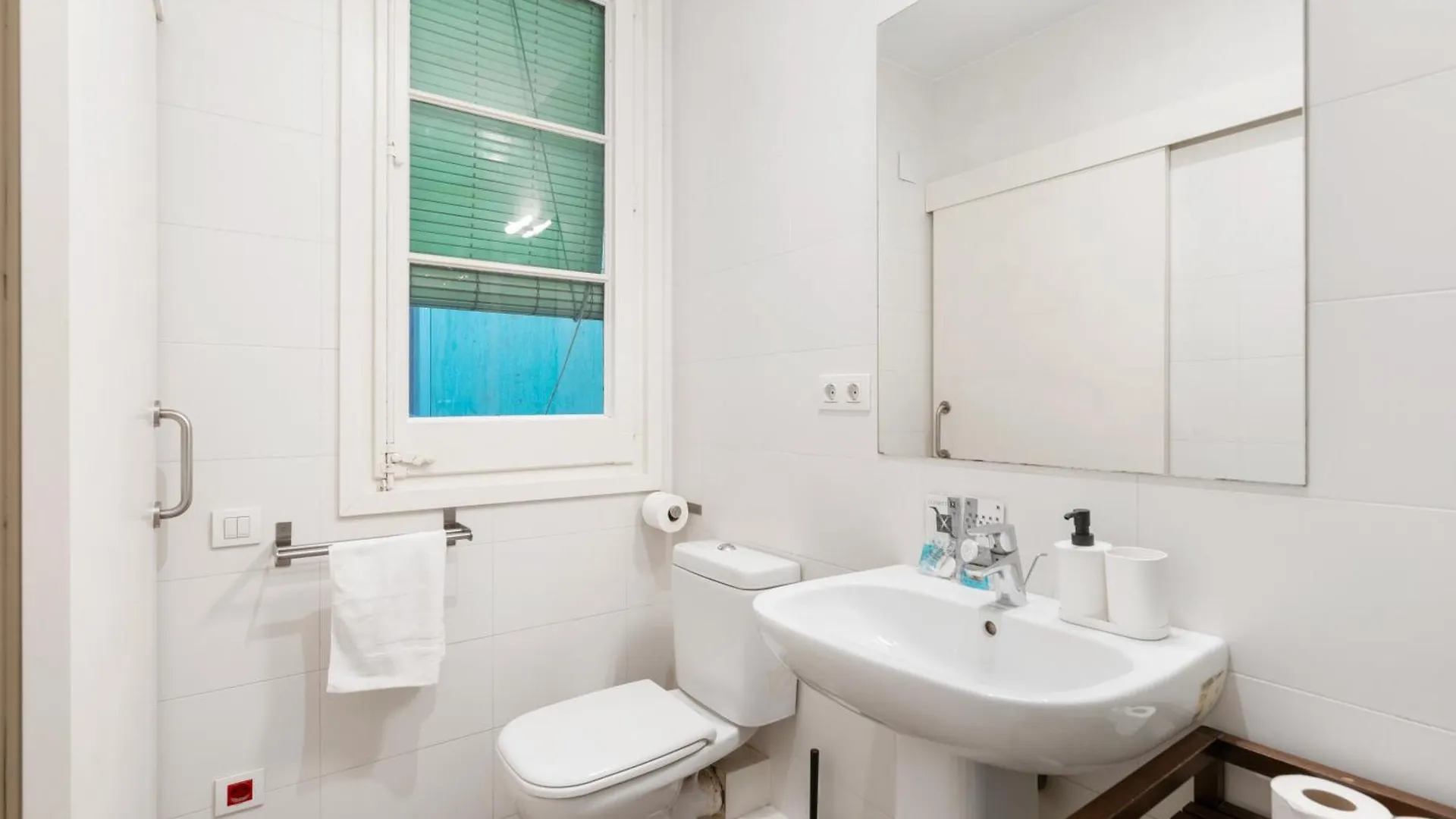 Enrique Granados Apartment Barcelone 0*,